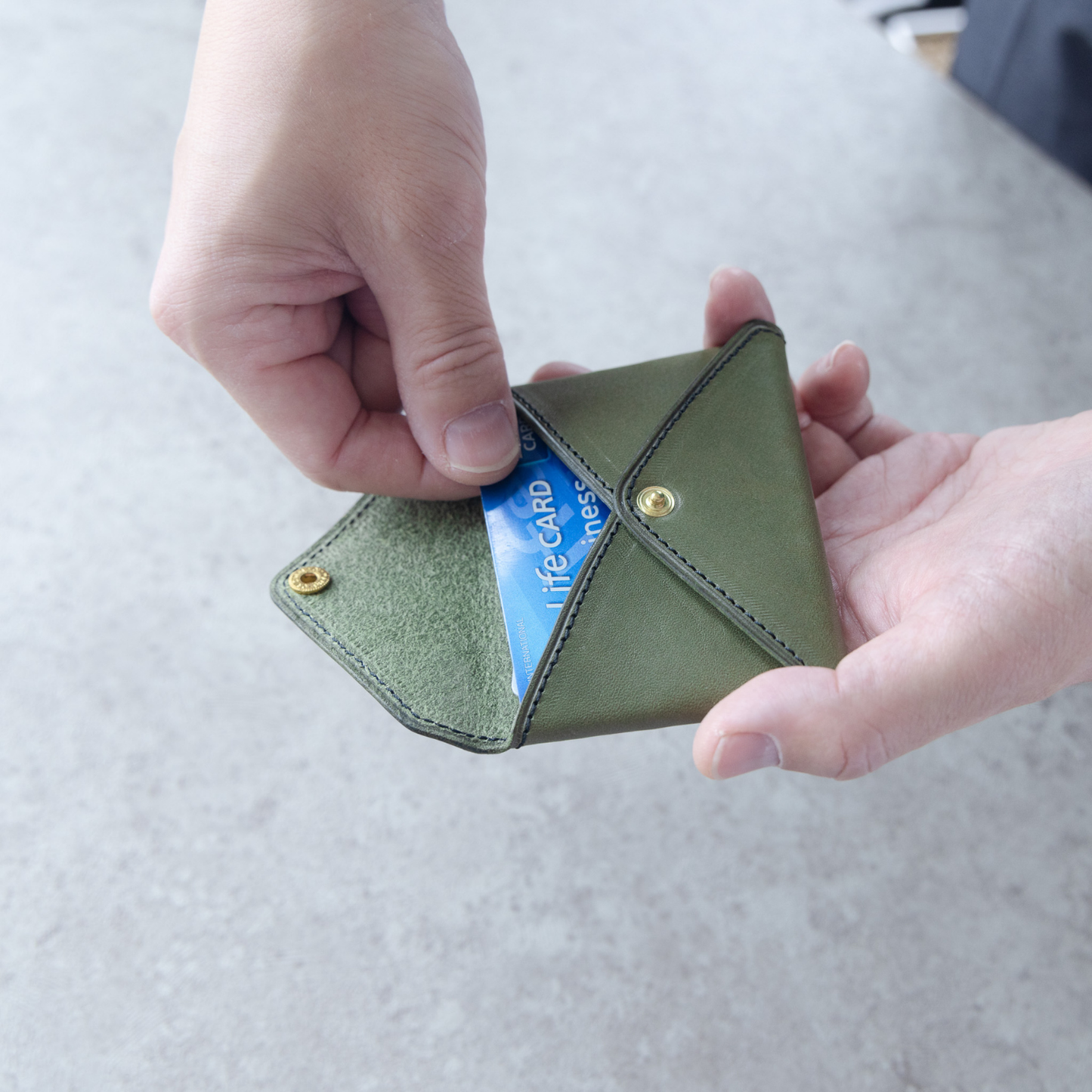 栃木皮革 信封名片夾